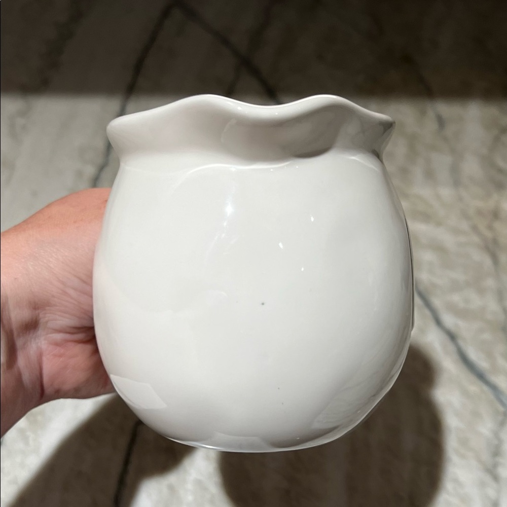 Rae Dunn Magenta Rare HTF Creamer - Picture 3 of 8